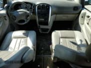 ✅ 2007 Chrysler Town & Country Touring • VIN: 2A4GP54L57R361052 • Lot: 84580595. Wystawiony na Copart z przebiegiem 144 271 mil. Bezpłatny archiwum sprzedaży aukcyjnych z USA i szczegółowy raport historii pojazdu na DreamBid. Zdjęcie 8.