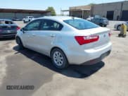✅ 2015 Kia Rio LX • VIN: KNADM4A34F6484862 • Lot: 42393069. Wystawiony na IAAI z przebiegiem 169 443 mil. Bezpłatny archiwum sprzedaży aukcyjnych z USA i szczegółowy raport historii pojazdu na DreamBid. Zdjęcie 3.