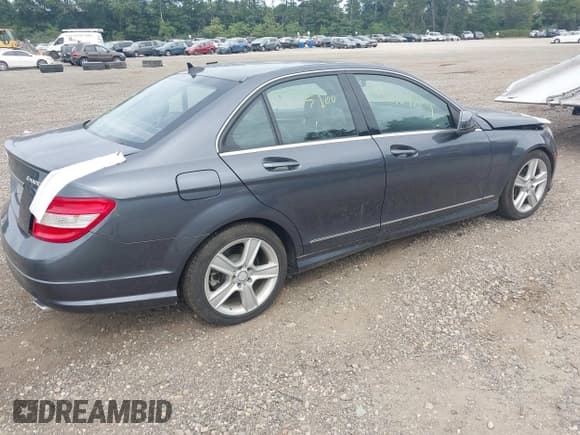 ✅ 2011 Mercedes-Benz C 300 Sport • VIN: WDDGF8BB3BR177866 • Lot: 43246913. Listed on IAAI with Not provided. Free auction sales archive from the USA and detailed vehicle history report at DreamBid. Image 4.