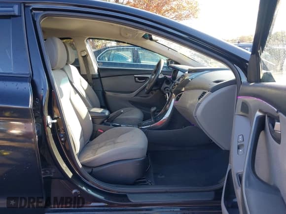 ✅ 2013 Hyundai Elantra Limited • VIN: KMHDH4AE5DU796122 • Лот: 43620255. Опубликован ранее на IAAI с пробегом 116 281 миль. Бесплатный доступ к архиву аукционных продаж из США и подробный отчёт об истории автомобиля на DreamBid. Изображение 5.