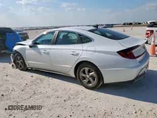 2022 Hyundai Sonata SE с VIN 5NPEG4JA9NH145239, выставлен на аукционе Copart как лот 80451715 с пробегом 48 921 миль миль и Списание • Salvage title. История ставок и продаж доступна на DreamBid. Изображение 2.