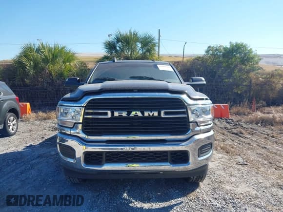 ✅ 2019 Ram 2500 Big Horn • VIN: 3C6UR5DJ0KG689003 • Lot: 43688388. Listed on IAAI with 62,027 mi. Free auction sales archive from the USA and detailed vehicle history report at DreamBid. Image 12.