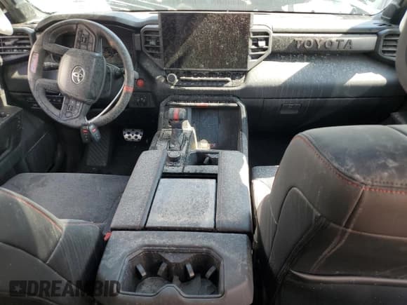 ✅ 2025 Toyota Tundra TRD Pro Hybrid • VIN: 5TFPC5DB7SX088392 • Lot: 44886675. Wystawiony na Copart z przebiegiem 2 274 mil. Bezpłatny archiwum sprzedaży aukcyjnych z USA i szczegółowy raport historii pojazdu na DreamBid. Zdjęcie 10.