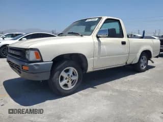 ✅ 1990 Toyota Pickup • VIN: JT4RN81A9L5071980 • Lot: 63795355. Wystawiony na Copart z przebiegiem 189 781 mil. Bezpłatny archiwum sprzedaży aukcyjnych z USA i szczegółowy raport historii pojazdu na DreamBid. Zdjęcie 1.
