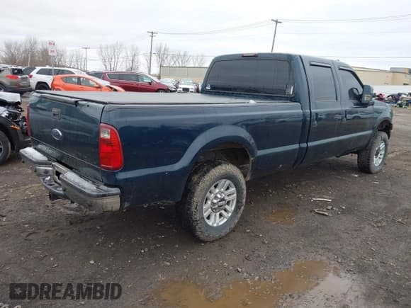 ✅ 1999 Ford F-350 XL • VIN: 1FTSW31F0XED44677 • Lot: 42050031. Listed on IAAI with 139,926 mi. Free auction sales archive from the USA and detailed vehicle history report at DreamBid. Image 4.