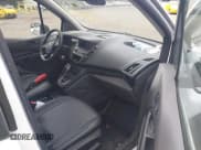 ✅ 2020 Ford Transit Connect XL • VIN: NM0LS7E28L1446306 • Lot: 43040183. Wystawiony na IAAI z przebiegiem 71 241 mil. Bezpłatny archiwum sprzedaży aukcyjnych z USA i szczegółowy raport historii pojazdu na DreamBid. Zdjęcie 5.