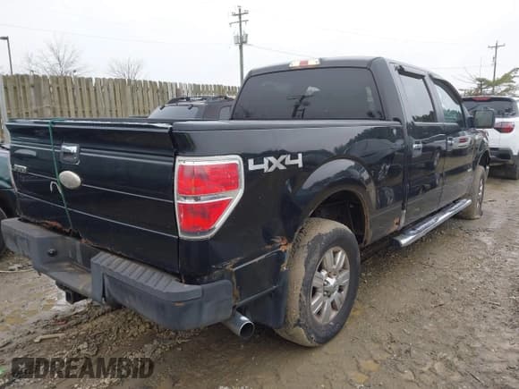 ✅ 2011 Ford F-150 Lariat • VIN: 1FTFW1ET5BFB40515 • Lot: 43870163. Listed on IAAI with 223,241 mi. Free auction sales archive from the USA and detailed vehicle history report at DreamBid. Image 4.