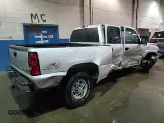 2004 Chevrolet Silverado 2500 LT с VIN 1GCGK23UX4F175037, выставлен на аукционе Copart как лот 86499924 с пробегом 89 384 миль миль и Чистый • Clean title. История ставок и продаж доступна на DreamBid. Изображение 3.