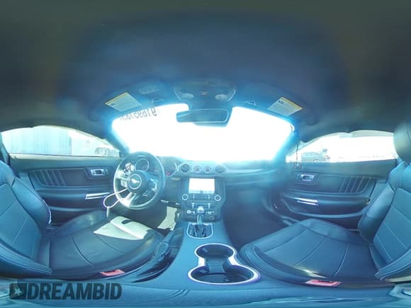 ✅ 2021 Ford Mustang GT Premium • VIN: 1FA6P8CF1M5133899 • Lot: 91695185. Wystawiony na Copart z przebiegiem 16 872 mil. Bezpłatny archiwum sprzedaży aukcyjnych z USA i szczegółowy raport historii pojazdu na DreamBid. Zdjęcie 14.