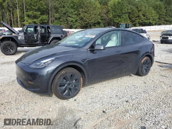 ✅ 2024 Tesla Model Y • VIN: 7SAYGDED6RF108979 • Lot: 84653485. Wystawiony na Copart z przebiegiem 9 361 mil. Bezpłatny archiwum sprzedaży aukcyjnych z USA i szczegółowy raport historii pojazdu na DreamBid. Zdjęcie 1.