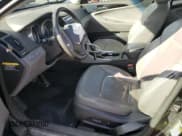 ✅ 2013 Hyundai Sonata SE • VIN: 5NPEC4AC3DH779495 • Лот: 90572065. Опубликован ранее на Copart с пробегом 154 750 миль. Бесплатный доступ к архиву аукционных продаж из США и подробный отчёт об истории автомобиля на DreamBid. Изображение 7.