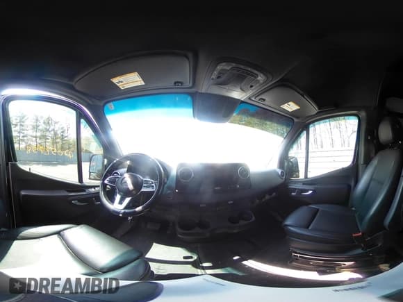 ✅ 2019 Mercedes-Benz Sprinter Cargo • VIN: W1W4EBVY0KT016931 • Lot: 42050958. Listed on IAAI with 146,786 mi. Free auction sales archive from the USA and detailed vehicle history report at DreamBid. Image 18.