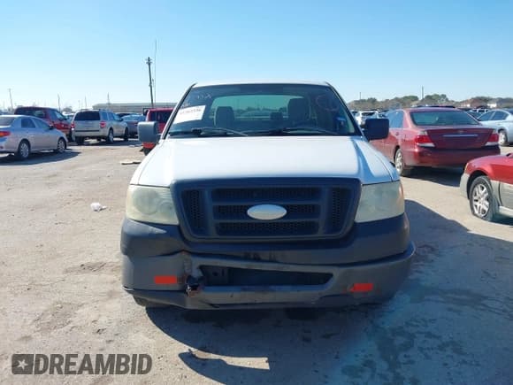 ✅ 2008 Ford F-150 XL • VIN: 1FTRW12W08FB89898 • Lot: 41367336. Listed on IAAI with 323,488 mi. Free auction sales archive from the USA and detailed vehicle history report at DreamBid. Image 12.