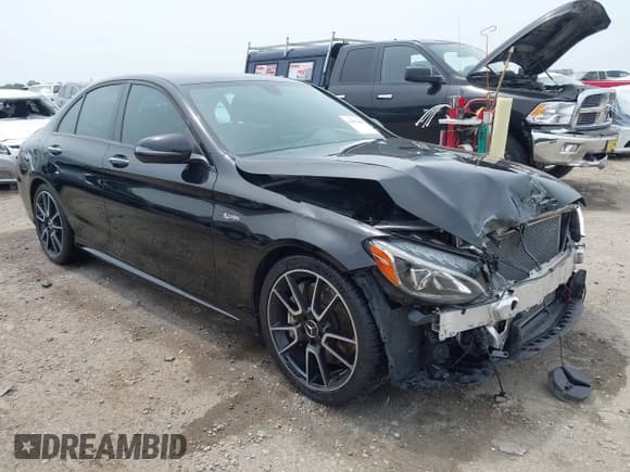 ✅ 2018 Mercedes-Benz C 43 AMG • VIN: 55SWF6EB3JU255362 • Lot: 42076481. Wystawiony na IAAI z przebiegiem 115 203 mil. Bezpłatny archiwum sprzedaży aukcyjnych z USA i szczegółowy raport historii pojazdu na DreamBid. Zdjęcie 1.