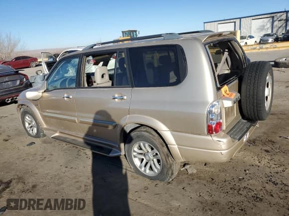 ✅ 2006 Suzuki XL7 • VIN: JS3TY92V464102424 • Lot: 83684454. Wystawiony na Copart z przebiegiem Nie podano. Bezpłatny archiwum sprzedaży aukcyjnych z USA i szczegółowy raport historii pojazdu na DreamBid. Zdjęcie 2.