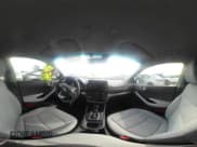 ✅ 2022 Hyundai Ioniq Blue • VIN: KMHC65LC3NU268499 • Lot: 42298329. Wystawiony na IAAI z przebiegiem 34 735 mil. Bezpłatny archiwum sprzedaży aukcyjnych z USA i szczegółowy raport historii pojazdu na DreamBid. Zdjęcie 19.