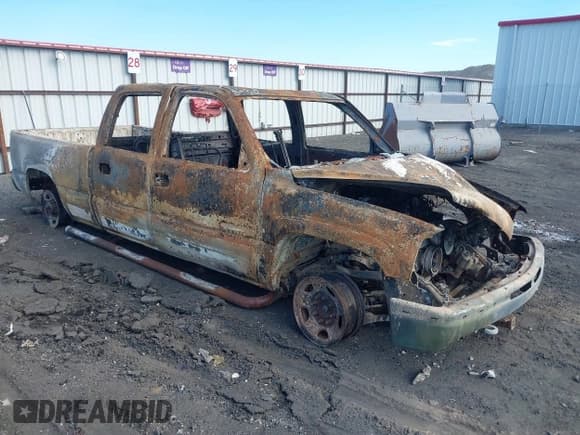 ✅ 2001 Chevrolet Silverado 2500HD LS • VIN: 1GCHK23U91F168080 • Lot: 43343510. Listed on IAAI with Not provided. Free auction sales archive from the USA and detailed vehicle history report at DreamBid. Image 1.