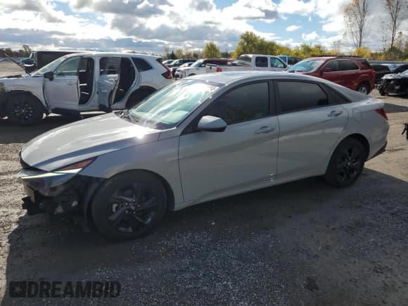 ✅ 2022 Hyundai Elantra SEL • VIN: KMHLM4AG3NU282764 • Lot: 87248255. Listed on Copart with 132,396 mi. Free auction sales archive from the USA and detailed vehicle history report at DreamBid. Image 1.
