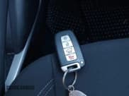 ✅ 2013 Hyundai Veloster w/Gray Int • VIN: KMHTC6AD1DU152145 • Lot: 43533101. Wystawiony na IAAI z przebiegiem 123 643 mil. Bezpłatny archiwum sprzedaży aukcyjnych z USA i szczegółowy raport historii pojazdu na DreamBid. Zdjęcie 11.