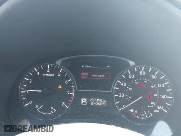 ✅ 2014 Nissan Altima SV • VIN: 1N4AL3AP2EC411212 • Lot: 43048885. Listed on IAAI with 192,348 mi. Free auction sales archive from the USA and detailed vehicle history report at DreamBid. Image 7.