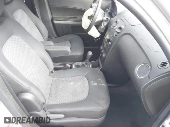 ✅ 2009 Chevrolet HHR LS • VIN: 3GNCA13B59S569663 • Lot: 41848088. Wystawiony na IAAI z przebiegiem 54 924 mil. Bezpłatny archiwum sprzedaży aukcyjnych z USA i szczegółowy raport historii pojazdu na DreamBid. Zdjęcie 5.