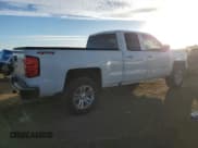 ✅ 2019 Chevrolet Silverado 1500 LT • VIN: 2GCVKPEC4K1153922 • Lot: 86271205. Wystawiony na Copart z przebiegiem 128 609 mil. Bezpłatny archiwum sprzedaży aukcyjnych z USA i szczegółowy raport historii pojazdu na DreamBid. Zdjęcie 3.