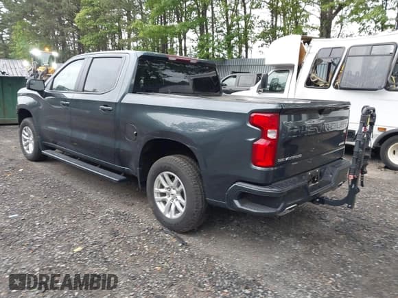 ✅ 2021 Chevrolet Silverado 1500 RST • VIN: 3GCUYEETXMG106287 • Lot: 42313663. Wystawiony na IAAI z przebiegiem 17 464 mil. Bezpłatny archiwum sprzedaży aukcyjnych z USA i szczegółowy raport historii pojazdu na DreamBid. Zdjęcie 3.