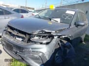 ✅ 2023 Volkswagen Tiguan SE • VIN: 3VVNB7AXXPM110972 • Лот: 43523635. Опубликован ранее на IAAI с пробегом 11 111 миль. Бесплатный доступ к архиву аукционных продаж из США и подробный отчёт об истории автомобиля на DreamBid. Изображение 2.