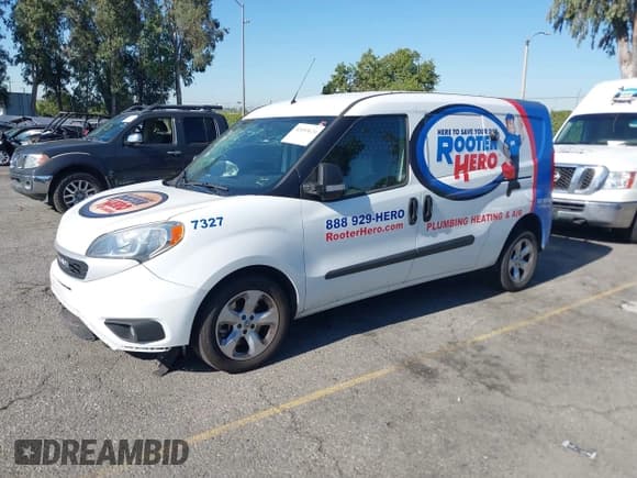 ✅ 2022 Ram ProMaster City Cargo Tradesman • VIN: ZFBHRFABXN6W17327 • Lot: 42653624. Wystawiony na IAAI z przebiegiem 53 966 mil. Bezpłatny archiwum sprzedaży aukcyjnych z USA i szczegółowy raport historii pojazdu na DreamBid. Zdjęcie 2.