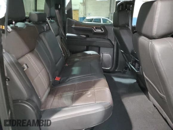 ✅ 2025 Chevrolet Silverado 1500 High Country • VIN: 1GCUKJELXSZ123078 • Lot: 87871055. Listed on Copart with 2,453 mi. Free auction sales archive from the USA and detailed vehicle history report at DreamBid. Image 10.