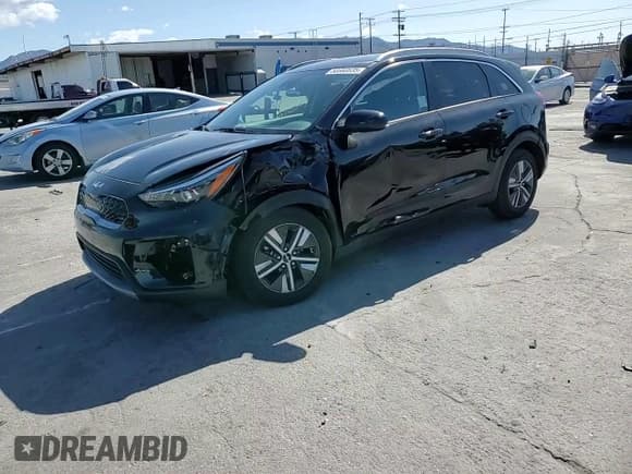 ✅ 2022 Kia Niro LXS • VIN: KNDCB3LC6N5548805 • Lot: 50840635. Wystawiony na Copart z przebiegiem 14 268 mil. Bezpłatny archiwum sprzedaży aukcyjnych z USA i szczegółowy raport historii pojazdu na DreamBid. Zdjęcie 11.