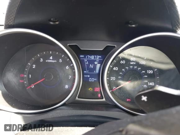 ✅ 2013 Hyundai Veloster w/Black Int • VIN: KMHTC6AD0DU156817 • Lot: 41322987. Wystawiony na IAAI z przebiegiem 174 873 mil. Bezpłatny archiwum sprzedaży aukcyjnych z USA i szczegółowy raport historii pojazdu na DreamBid. Zdjęcie 7.