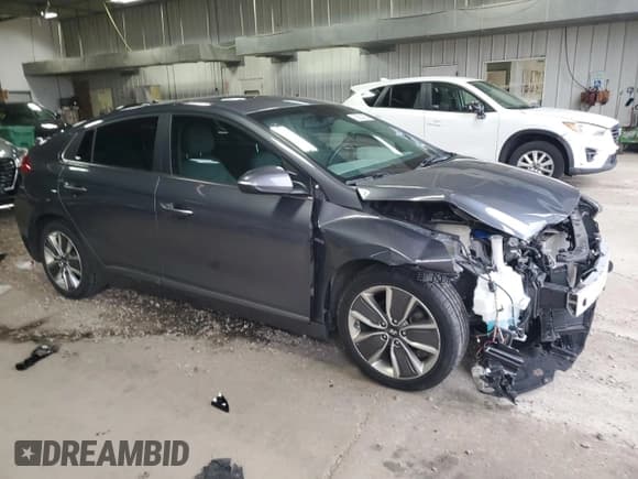 ✅ 2017 Hyundai Ioniq Limited • VIN: KMHC85LC7HU020819 • Lot: 53632155. Wystawiony na Copart z przebiegiem 72 404 mil. Bezpłatny archiwum sprzedaży aukcyjnych z USA i szczegółowy raport historii pojazdu na DreamBid. Zdjęcie 4.