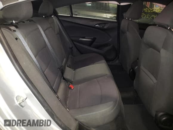 ✅ 2018 Chevrolet Cruze LT • VIN: 1G1BE5SM4J7110056 • Лот: 36002843. Опубликован ранее на Copart с пробегом 45 215 миль. Бесплатный доступ к архиву аукционных продаж из США и подробный отчёт об истории автомобиля на DreamBid. Изображение 10.