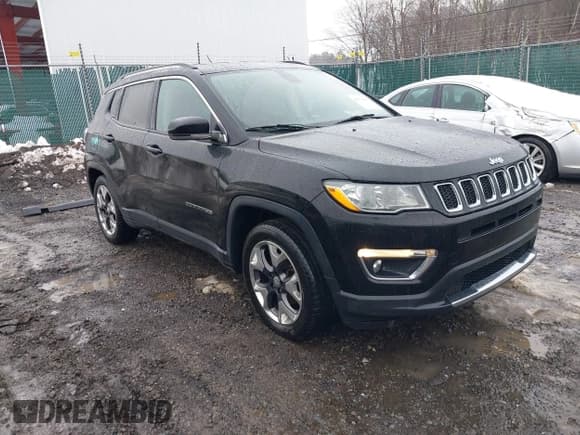 ✅ 2019 Jeep Compass Limited • VIN: 3C4NJCCB2KT667174 • Lot: 41575606. Listed on IAAI with 110,995 mi. Free auction sales archive from the USA and detailed vehicle history report at DreamBid. Image 1.