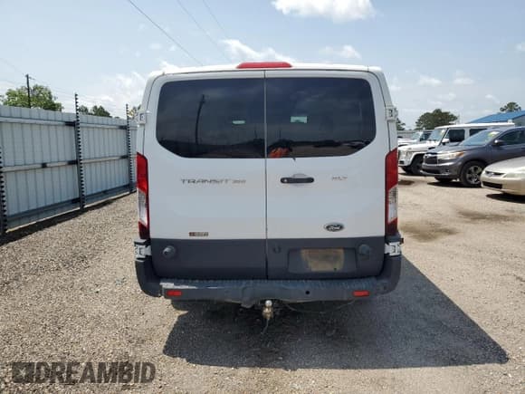 ✅ 2018 Ford Transit Passenger XL • VIN: 1FBZX2YG3JKB06453 • Лот: 57518745. Опубликован ранее на Copart с пробегом 137 724 миль. Бесплатный доступ к архиву аукционных продаж из США и подробный отчёт об истории автомобиля на DreamBid. Изображение 6.