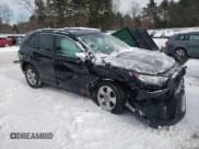 ✅ 2021 Toyota RAV4 XLE • VIN: 2T3P1RFV7MW201351 • Lot: 88815285. Wystawiony na Copart z przebiegiem 10 064 mil. Bezpłatny archiwum sprzedaży aukcyjnych z USA i szczegółowy raport historii pojazdu na DreamBid. Zdjęcie 4.