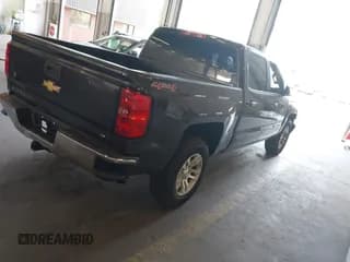 ✅ 2016 Chevrolet Silverado 1500 LT • VIN: 3GCUKREC6GG129840 • Lot: 43088052. Wystawiony na IAAI z przebiegiem 123 184 mil. Bezpłatny archiwum sprzedaży aukcyjnych z USA i szczegółowy raport historii pojazdu na DreamBid. Zdjęcie 4.