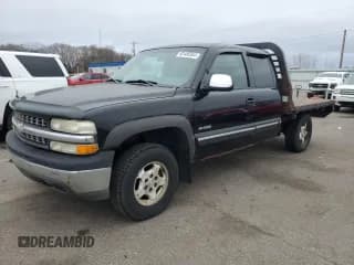✅ 2002 Chevrolet Silverado 1500 LT2 • VIN: 1GCEK19Z72Z317764 • Лот: 82488364. Опубликован ранее на Copart с пробегом 179 133 миль. Бесплатный доступ к архиву аукционных продаж из США и подробный отчёт об истории автомобиля на DreamBid. Изображение 1.