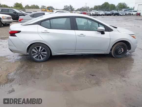 ✅ 2021 Nissan Versa SV • VIN: 3N1CN8EV4ML848251 • Lot: 43838617. Listed on IAAI with 62,631 mi. Free auction sales archive from the USA and detailed vehicle history report at DreamBid. Image 13.