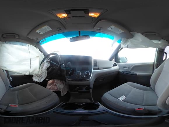 ✅ 2017 Toyota Sienna LE • VIN: 5TDKZ3DC5HS817123 • Lot: 43008162. Listed on IAAI with 202,986 mi. Free auction sales archive from the USA and detailed vehicle history report at DreamBid. Image 18.