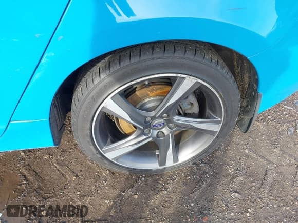 ✅ 2013 Volvo S60 T6 R-Design Platinum • VIN: YV1902FH4D1207310 • Lot: 41946681. Listed on IAAI with 156,656 mi. Free auction sales archive from the USA and detailed vehicle history report at DreamBid. Image 17.