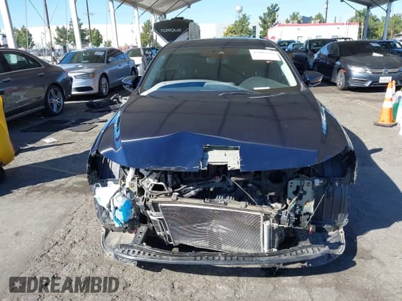 ✅ 2020 Mazda 3 • VIN: 3MZBPABLXLM130500 • Лот: 43493533. Опубликован ранее на IAAI с пробегом 67 727 миль. Бесплатный доступ к архиву аукционных продаж из США и подробный отчёт об истории автомобиля на DreamBid. Изображение 13.