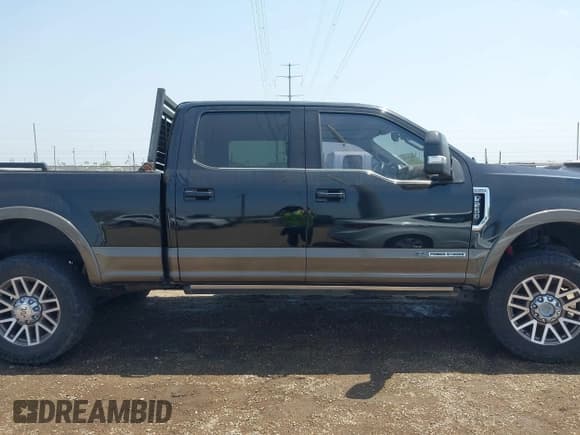 ✅ 2017 Ford F-250 Lariat • VIN: 1FT7W2BT9HED77389 • Lot: 41925246. Listed on IAAI with 167,271 mi. Free auction sales archive from the USA and detailed vehicle history report at DreamBid. Image 14.
