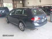 ✅ 2019 Volkswagen Golf S • VIN: 3VWH17AU6KM515754 • Lot: 42774524. Wystawiony na IAAI z przebiegiem 23 981 mil. Bezpłatny archiwum sprzedaży aukcyjnych z USA i szczegółowy raport historii pojazdu na DreamBid. Zdjęcie 3.