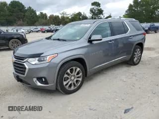 ✅ 2019 Chevrolet Traverse Premier • VIN: 1GNEVKKW8KJ126423 • Lot: 82209775. Wystawiony na Copart z przebiegiem 92 171 mil. Bezpłatny archiwum sprzedaży aukcyjnych z USA i szczegółowy raport historii pojazdu na DreamBid. Zdjęcie 1.