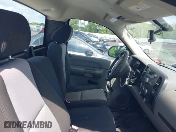 ✅ 2007 Chevrolet Silverado 1500 Work Truck • VIN: 1GCEC14C37E593728 • Лот: 42045120. Опубликован ранее на IAAI с пробегом 38 250 миль. Бесплатный доступ к архиву аукционных продаж из США и подробный отчёт об истории автомобиля на DreamBid. Изображение 8.