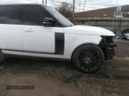 ✅ 2018 Land Rover Range Rover • VIN: SALGR2RV6JA383848 • Lot: 41938173. Wystawiony na IAAI z przebiegiem 93 534 mil. Bezpłatny archiwum sprzedaży aukcyjnych z USA i szczegółowy raport historii pojazdu na DreamBid. Zdjęcie 13.