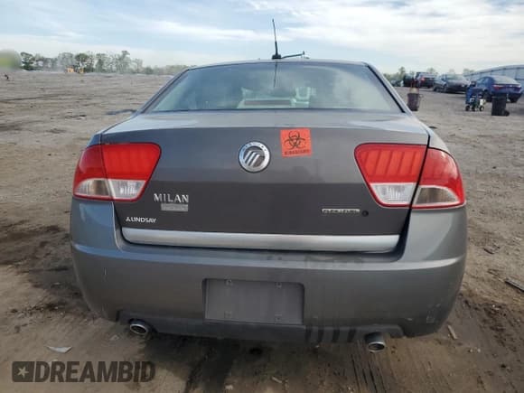 ✅ 2011 Mercury Milan Premier • VIN: 3MEHM0JG3BR605800 • Лот: 54078805. Опубликован ранее на Copart с пробегом 178 567 миль. Бесплатный доступ к архиву аукционных продаж из США и подробный отчёт об истории автомобиля на DreamBid. Изображение 6.