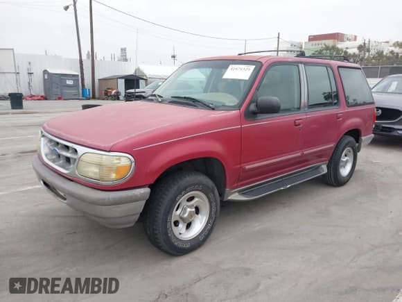 ✅ 1995 Ford Explorer XL • VIN: 1FMDU32X8SZB27364 • Лот: 42471329. Опубликован ранее на IAAI с пробегом 187 562 миль. Бесплатный доступ к архиву аукционных продаж из США и подробный отчёт об истории автомобиля на DreamBid. Изображение 2.